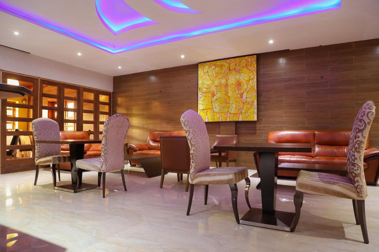 Hotel Regina The Pearl Aneho Eksteriør bilde